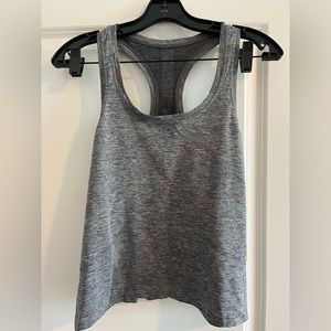 Lululemon grey tank
